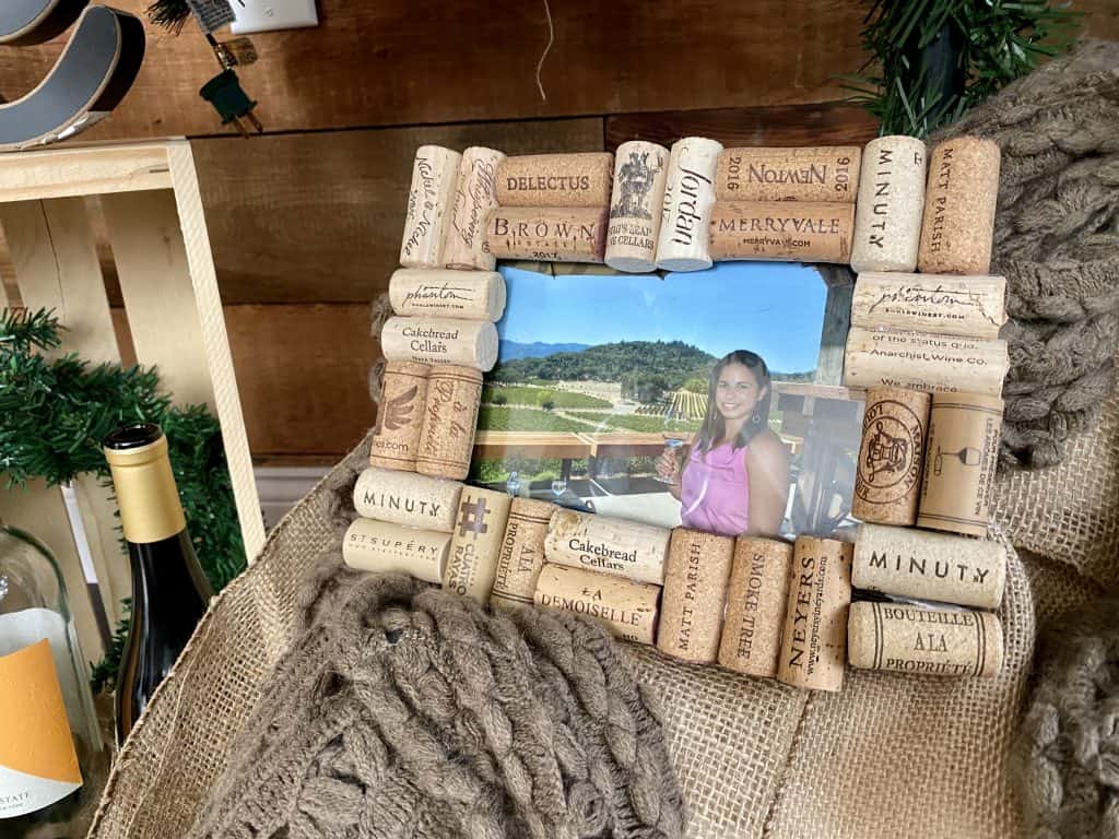 DIY wine cork picture frame