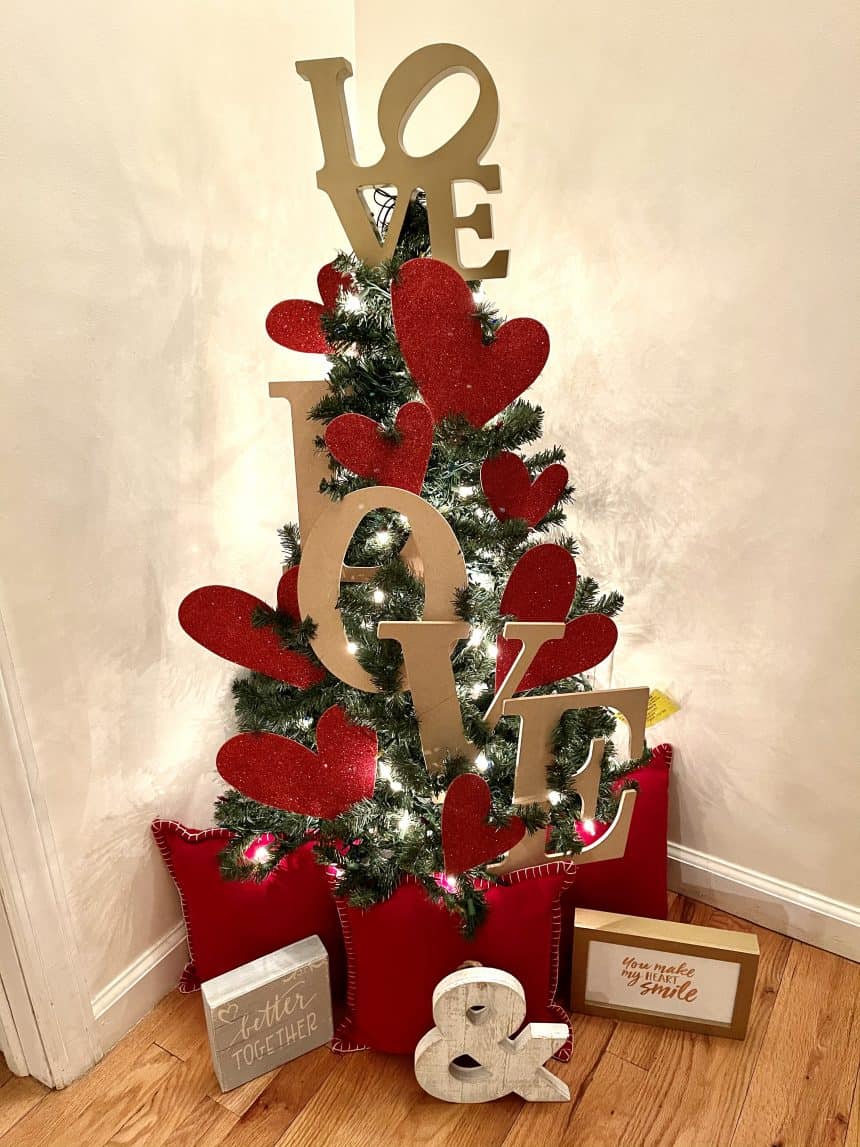 How to Set-Up a Valentine’s Day Tree in Minutes