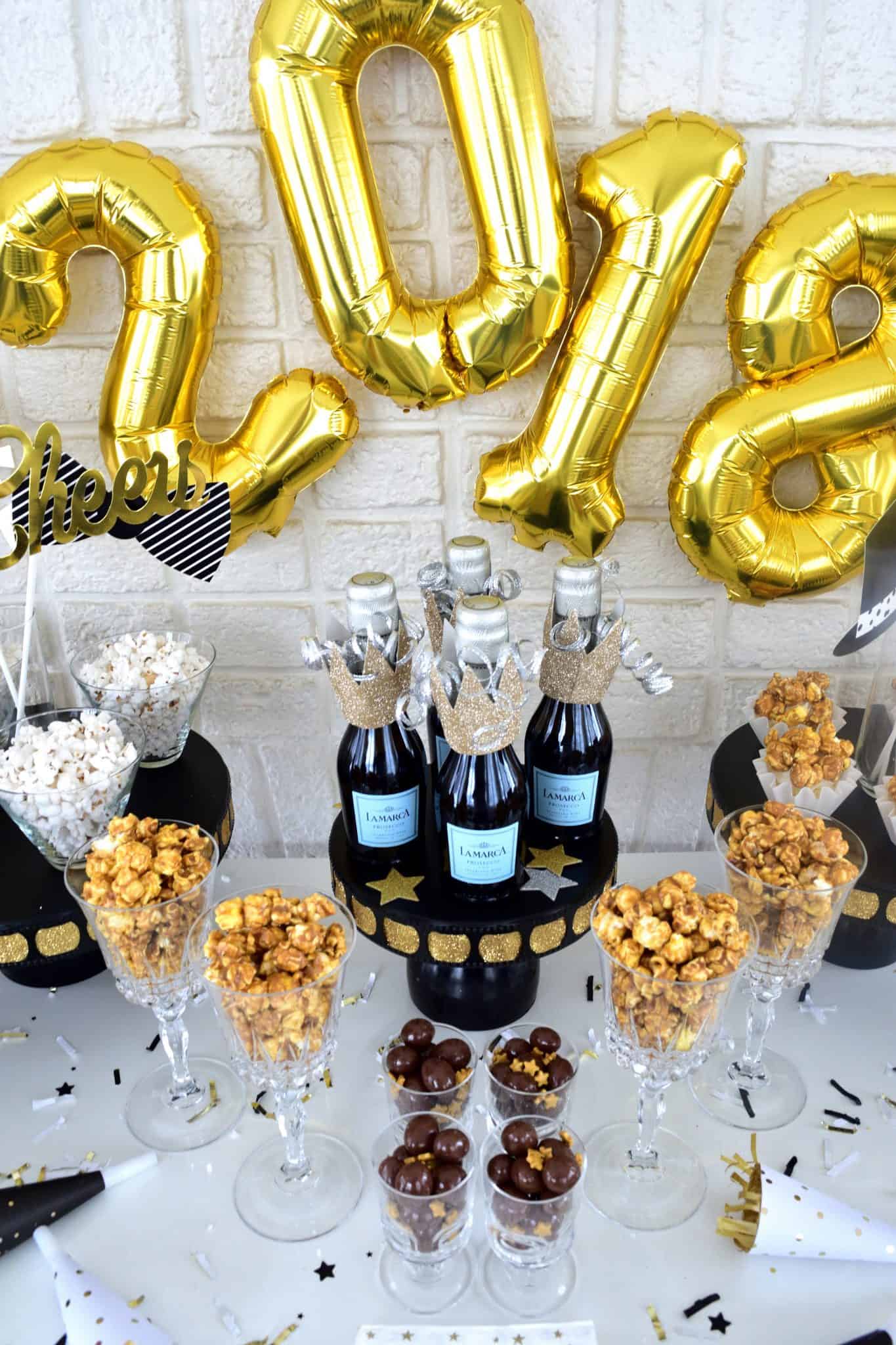 Super Stylish New Year’s Eve Bar Ideas Craft and Sparkle