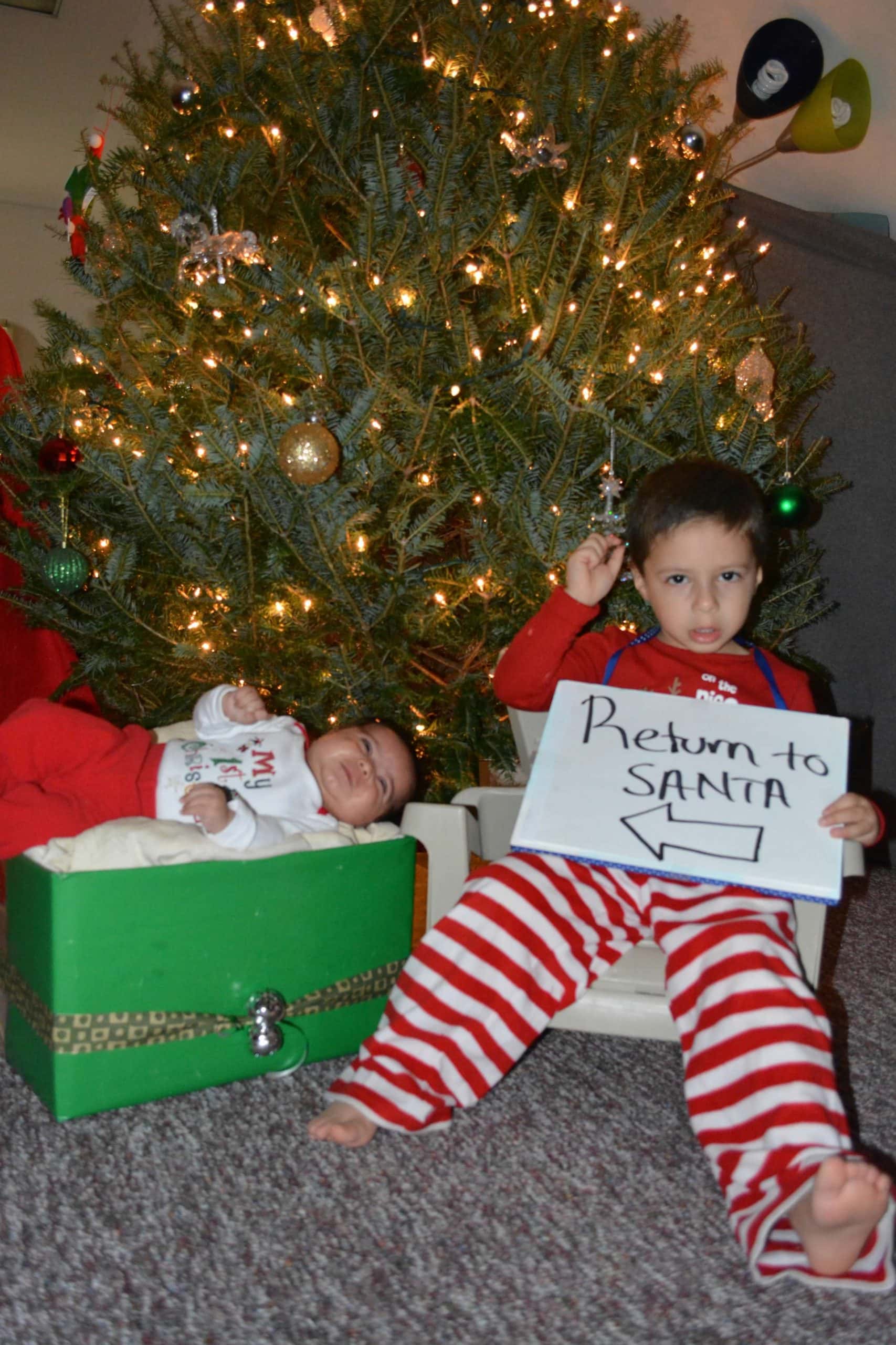 the-most-creative-and-easy-christmas-photo-ideas-for-the-family